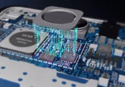 Đối thủ Zenfone 2 giảm giá còn 160 USD