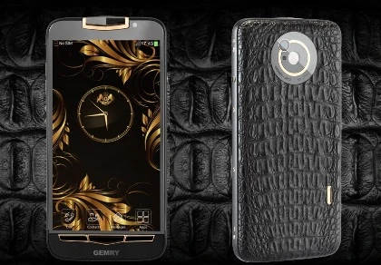 Smartphone pin trâu chỉ dành cho "quý tộc"