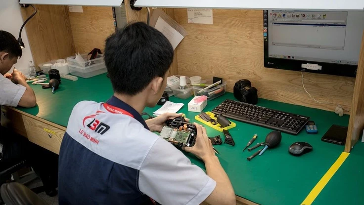 Tham quan trung tâm bảo hành 2 triệu USD của Canon