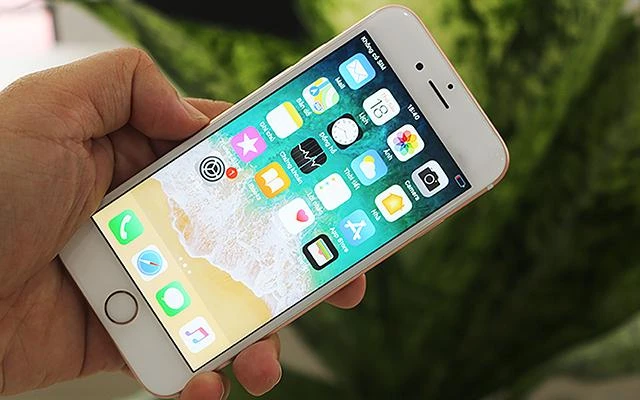 iPhone 6S Lock giá 3,3 triệu, sử dụng không cần SIM ghép