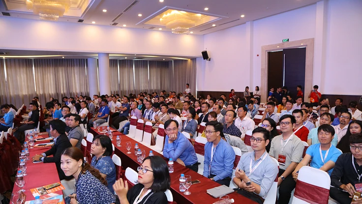 Làm thế nào để áp dụng kĩ thuật số hiệu quả vào kinh doanh?