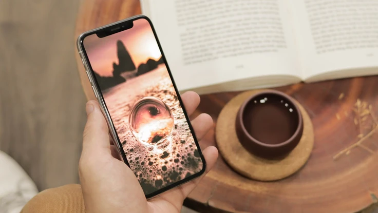 Khoảng 15 - 16 triệu, nên chọn iPhone X hay Galaxy Note 9?
