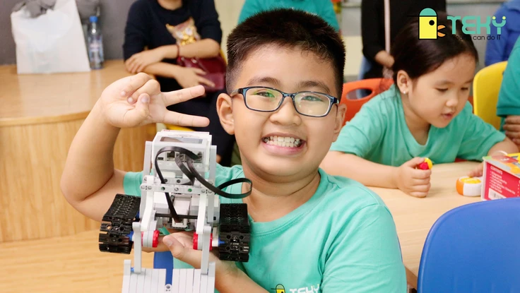 Trại hè Công nghệ 2019 với Robot AI lần đầu tiên ra mắt tại VN