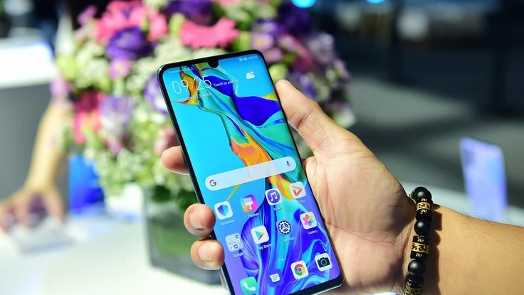 Huawei P30 Pro 'cháy hàng' ngày mở bán