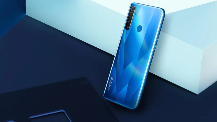 Lộ diện bộ đôi smartphone với 4 camera sau độc đáo