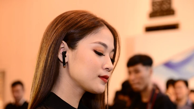 Lộ diện mẫu tai nghe không dây với khả năng chống ồn chủ động