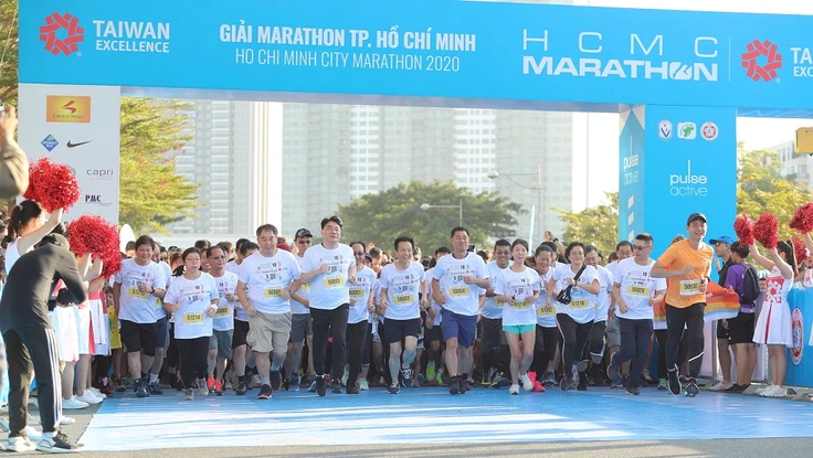 HCMC Marathon 2020 thu hút hơn 9.000 người tham dự