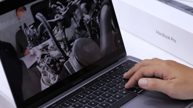 MacBook Pro 2020 về Việt Nam có giá bán ở mức cao