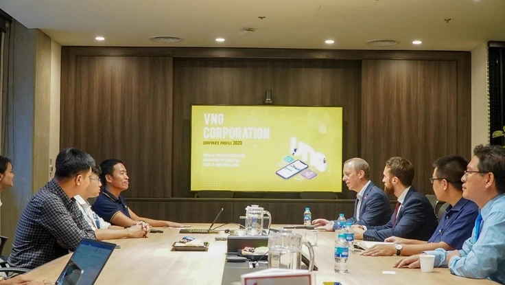 Đại sứ Vương quốc Anh xem xét đầu tư công nghệ tại Việt Nam