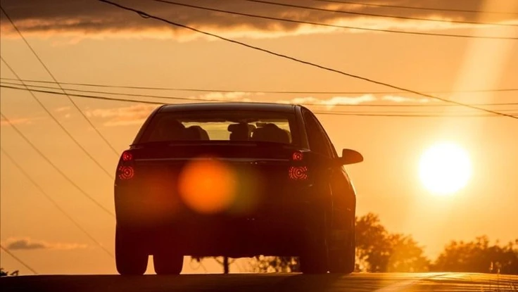 Vì sao nắng nóng và mặt đường quá nhiệt khiến xe nhanh xuống cấp?