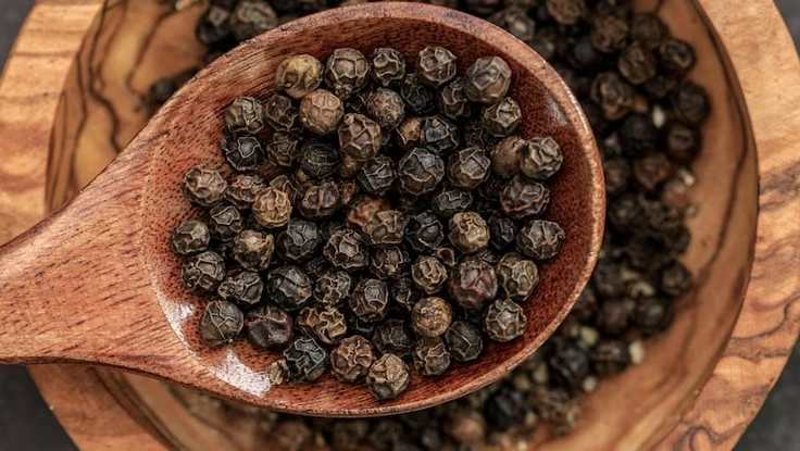 7 lợi ích sức khỏe tiềm ẩn của hạt tiêu đen