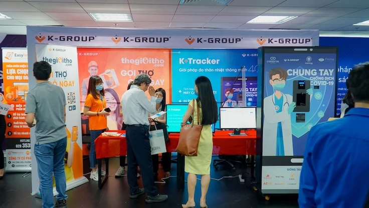 Ứng dụng giúp bảo trì thiết bị và mua thuốc online tại nhà