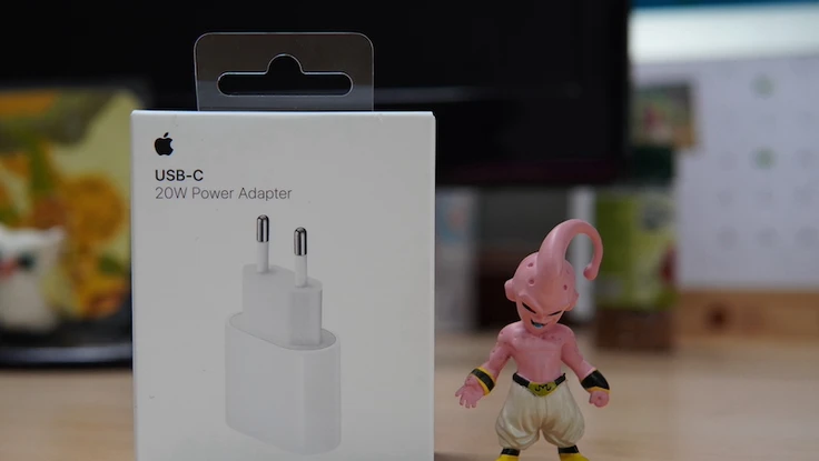 Sạc nhanh 20 W của Apple bất ngờ 'cháy hàng'
