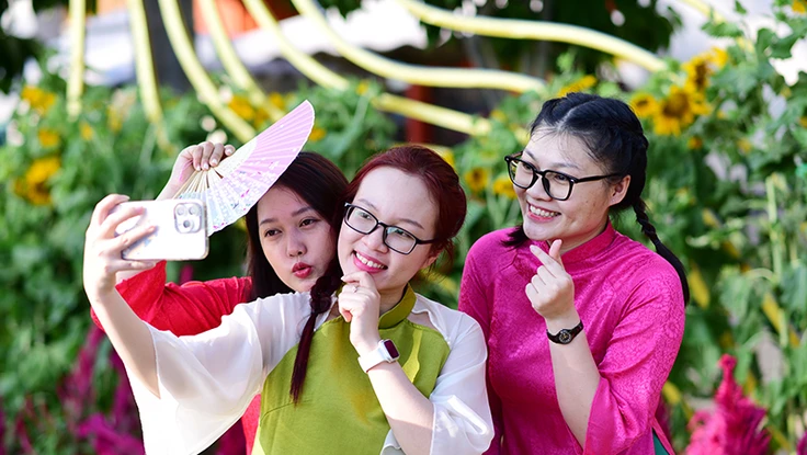 Ngày 12-2: Ngưng tất cả phương tiện lưu thông vào đường Trương Định 