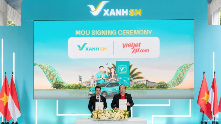Vietjet và Xanh SM bắt tay phát triển sản phẩm di chuyển xanh cho du khách Đông Nam Á