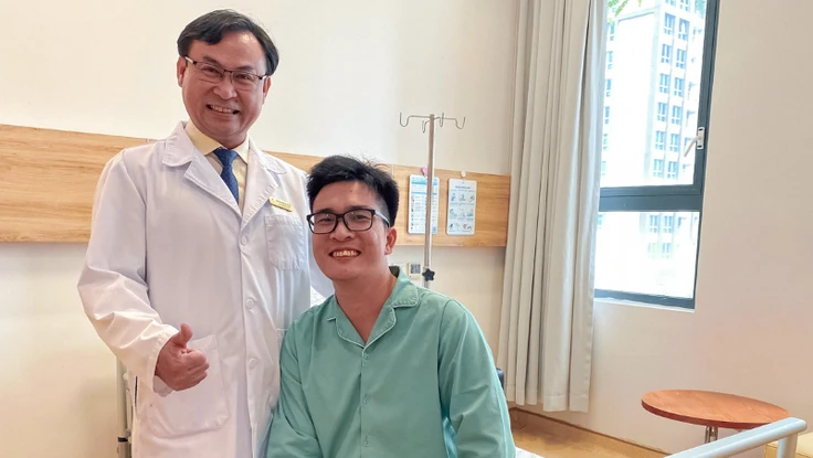 Từ Singapore về Vinmec Việt Nam chữa trị, hết cơn đau kéo dài suốt 7 năm