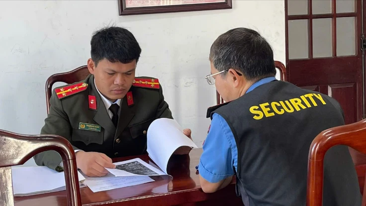 Một nhân viên bảo vệ bị phạt 7,5 triệu đồng vì xuyên tạc lịch sử