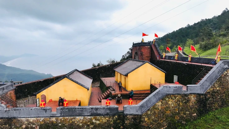 Thu phí tham quan Hải Vân Quan mức 70.000 đồng/lượt