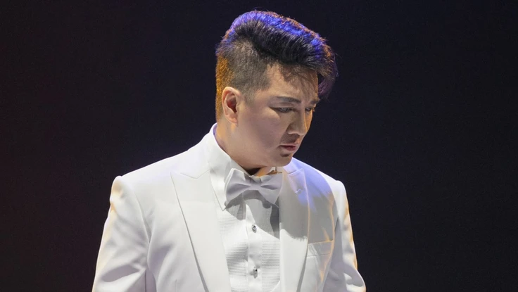 Đàm Vĩnh Hưng bị cấm ra sản phẩm trên nền tảng mạng xã hội trong 9 tháng bị đình chỉ biểu diễn