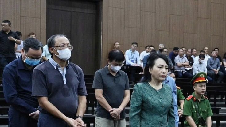Cựu Bộ trưởng Y tế Nguyễn Thị Kim Tiến bị tuyên phạt 6 năm tù, buộc phải nộp 108 tỉ đồng
