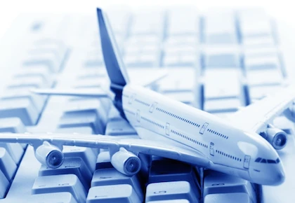 Săn vé máy bay giá rẻ trên mạng