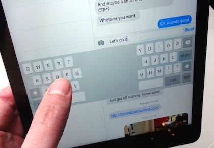 Kích hoạt tính năng chia đôi bàn phím trên iOS