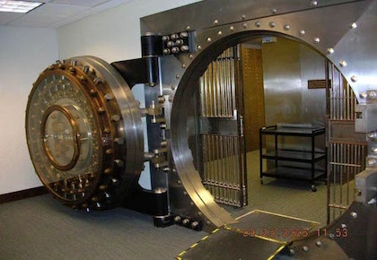 Tạo kho lưu trữ bí mật cho iPhone