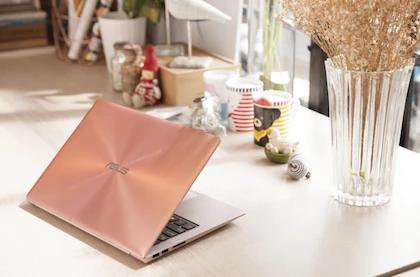 Chiêm ngưỡng chiếc laptop có màu Rose Gold sang trọng
