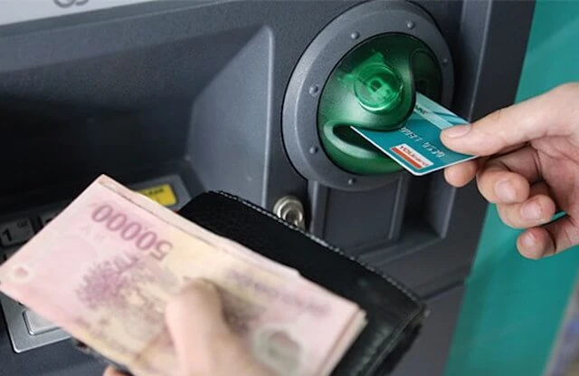 Tin tặc có thể tự động thực hiện giao dịch ATM