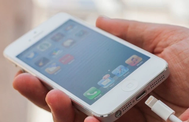 Tuyệt chiêu giúp iPhone sạc nhanh gấp đôi bình thường