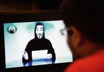 Ai bảo vệ cho Donal Trump trước cuộc tấn công của Anonymous?