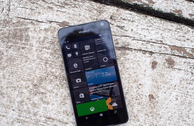 Lumia 650 bán tại Việt Nam với giá mềm