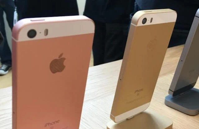 iPhone SE “cháy hàng” ở nhiều nơi