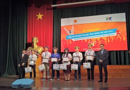 6 gương mặt tham dự chung kết tin học văn phòng tại Mỹ