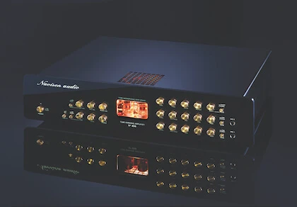 Navison Audio trình làng Karaoke Tube Mixer amplifier đời mới 