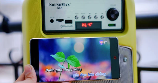 Chọn loa karaoke di động giá rẻ cho ngày tết