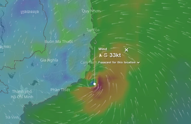 Cách theo dõi đường đi của cơn bão bằng smartphone