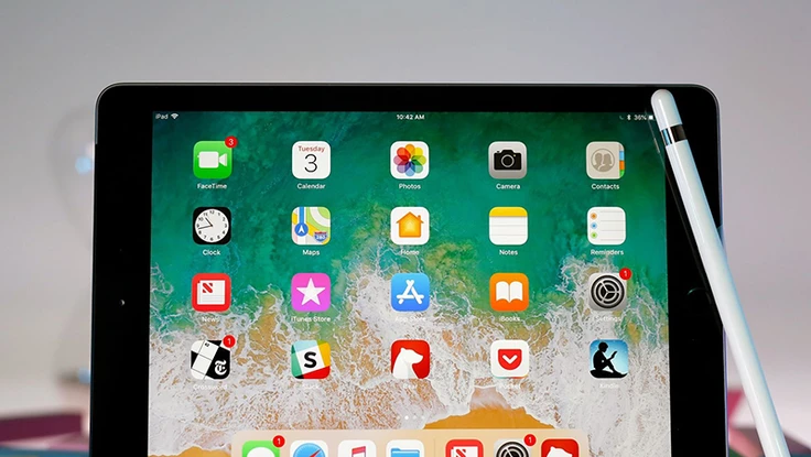 iPad 2018 chính hãng cao hơn xách tay khoảng 1,5 triệu 