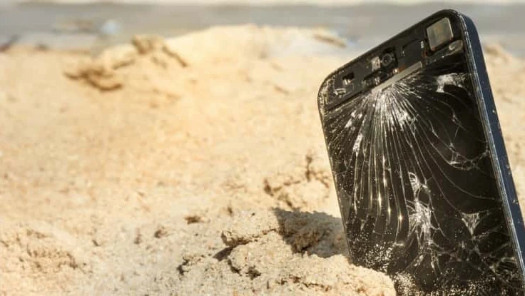 5 thói quen xấu sẽ gây hư hỏng smartphone 