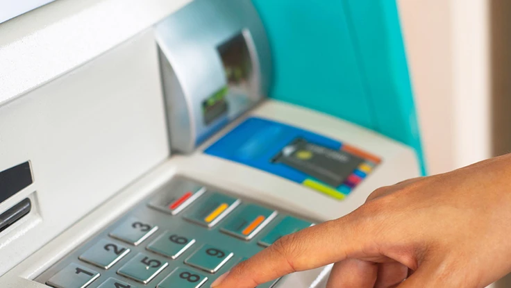 5 cách hạn chế mất tiền khi sử dụng ATM