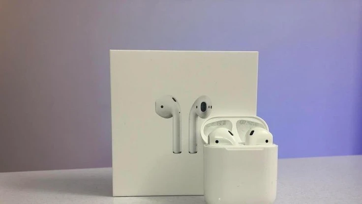 AirPods 2 bất ngờ xuất hiện tại VN với giá 4,2 triệu đồng