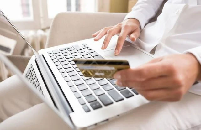 Ngân hàng cảnh báo các hình thức lừa tiền qua mạng