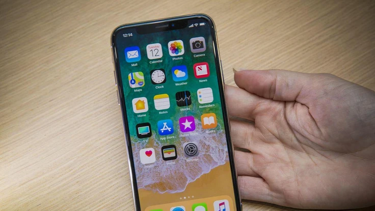 iPhone X hư màn hình sẽ được sửa miễn phí