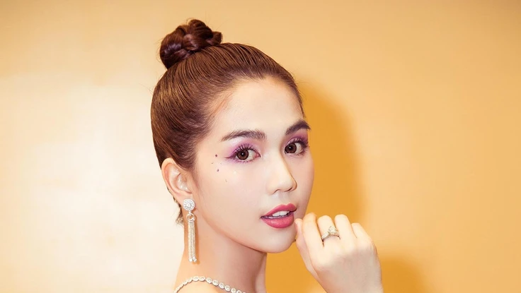 Ngọc Trinh tại LHP Cannes 2019 lọt top tìm kiếm trên Google