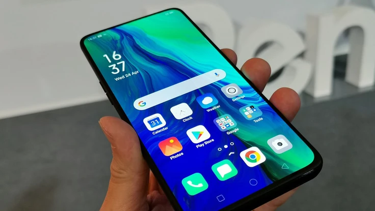 4 mẫu điện thoại giảm giá ‘khủng’ trong thời gian ngắn