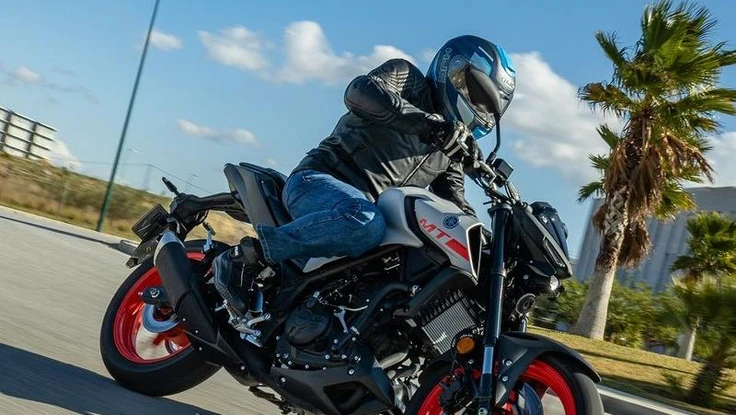 Đánh giá Yamaha MT-03 2020, đối thủ nặng kí của Kawasaki Z300