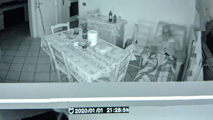 Camera Xiaomi bất ngờ hiển thị nhiều hình ảnh đáng sợ