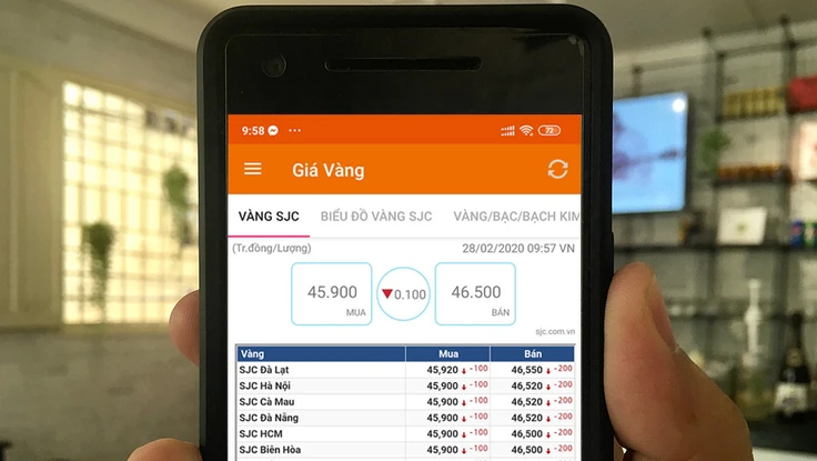 Cách cập nhật giá vàng và giá xăng bằng điện thoại