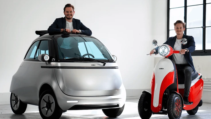 2 mẫu xe điện mang phong cách hoài cổ giá 126 triệu đồng