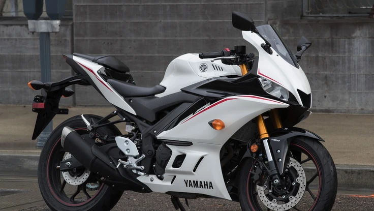 Yamaha triệu hồi mẫu mô tô R3 vì lỗi phanh trước